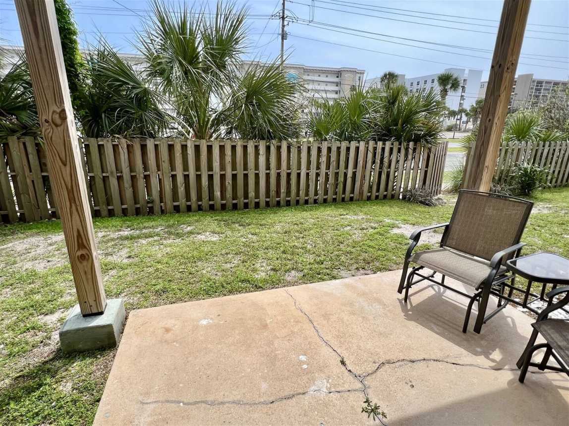 Island Gardens 101 - Aqua La Vista, Baby_5