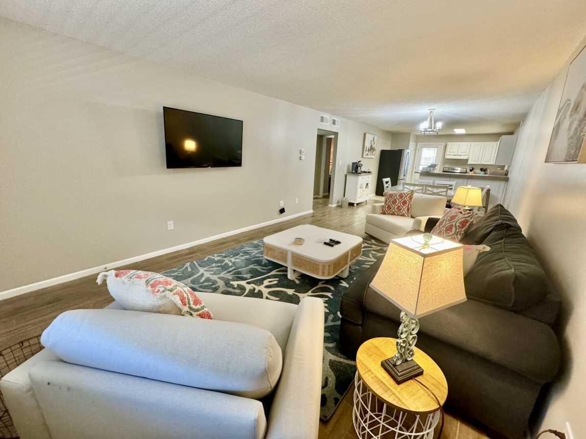 Venus 216 - Starfish Cove_9