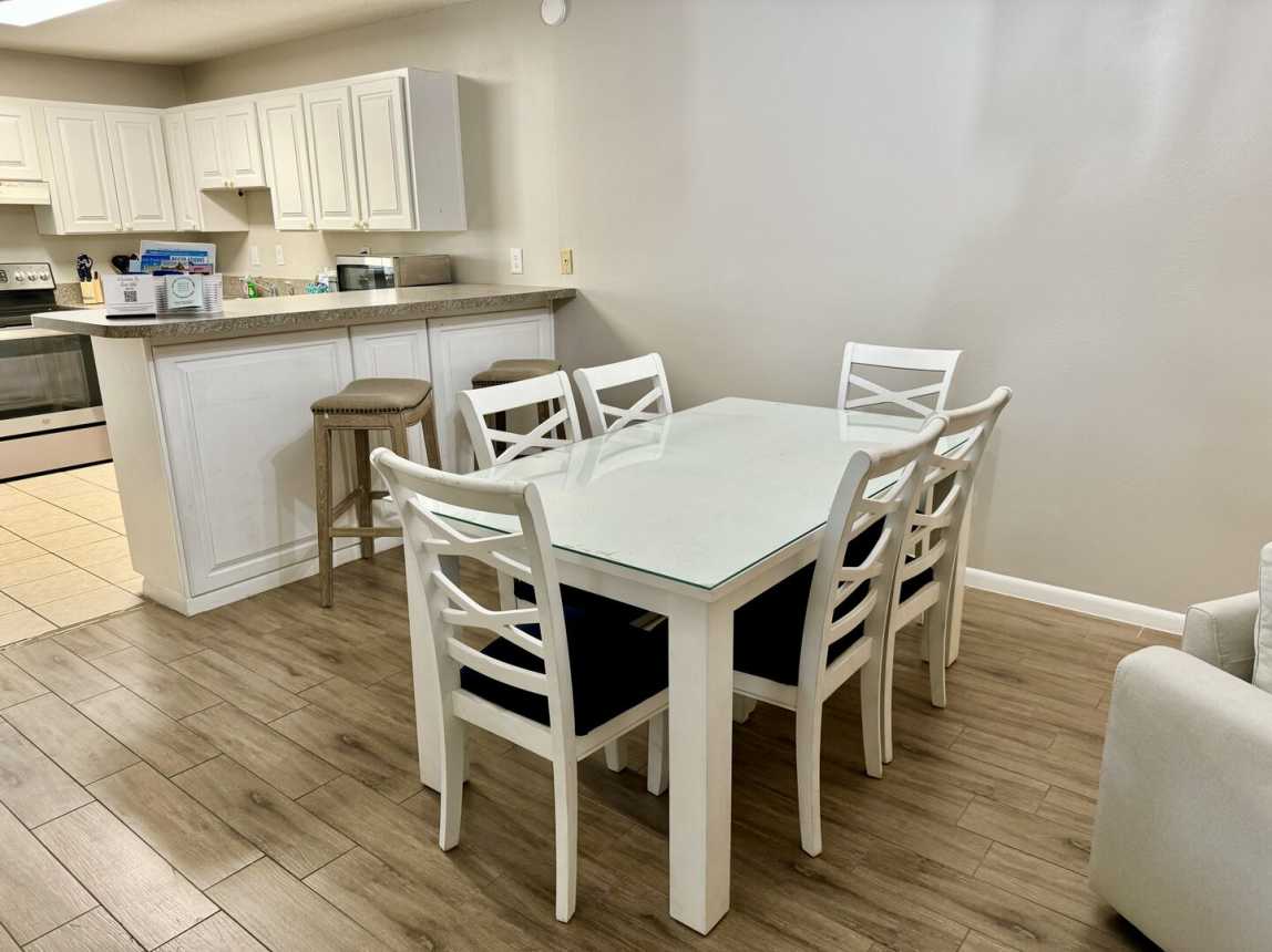 Venus 216 - Starfish Cove_13