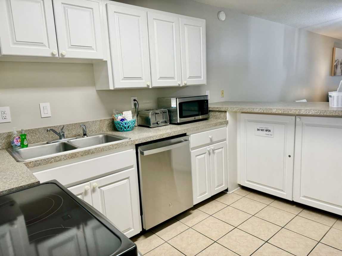 Venus 216 - Starfish Cove_17