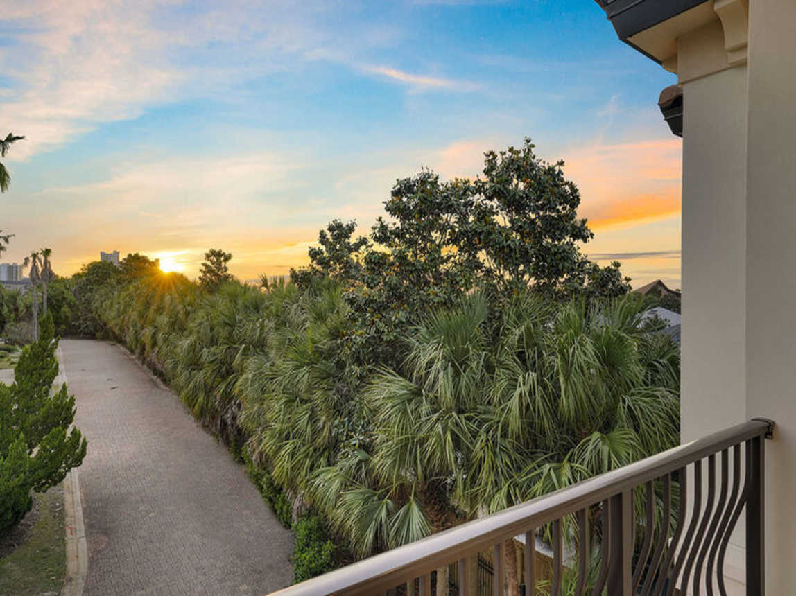 Hook, Wine, & Sinker - Luxury Event-Friendly Vacation Rental Beach House in Gated Community with Personal Elevator and Community Pool / Spa Tub -  Bliss Beach Rentals