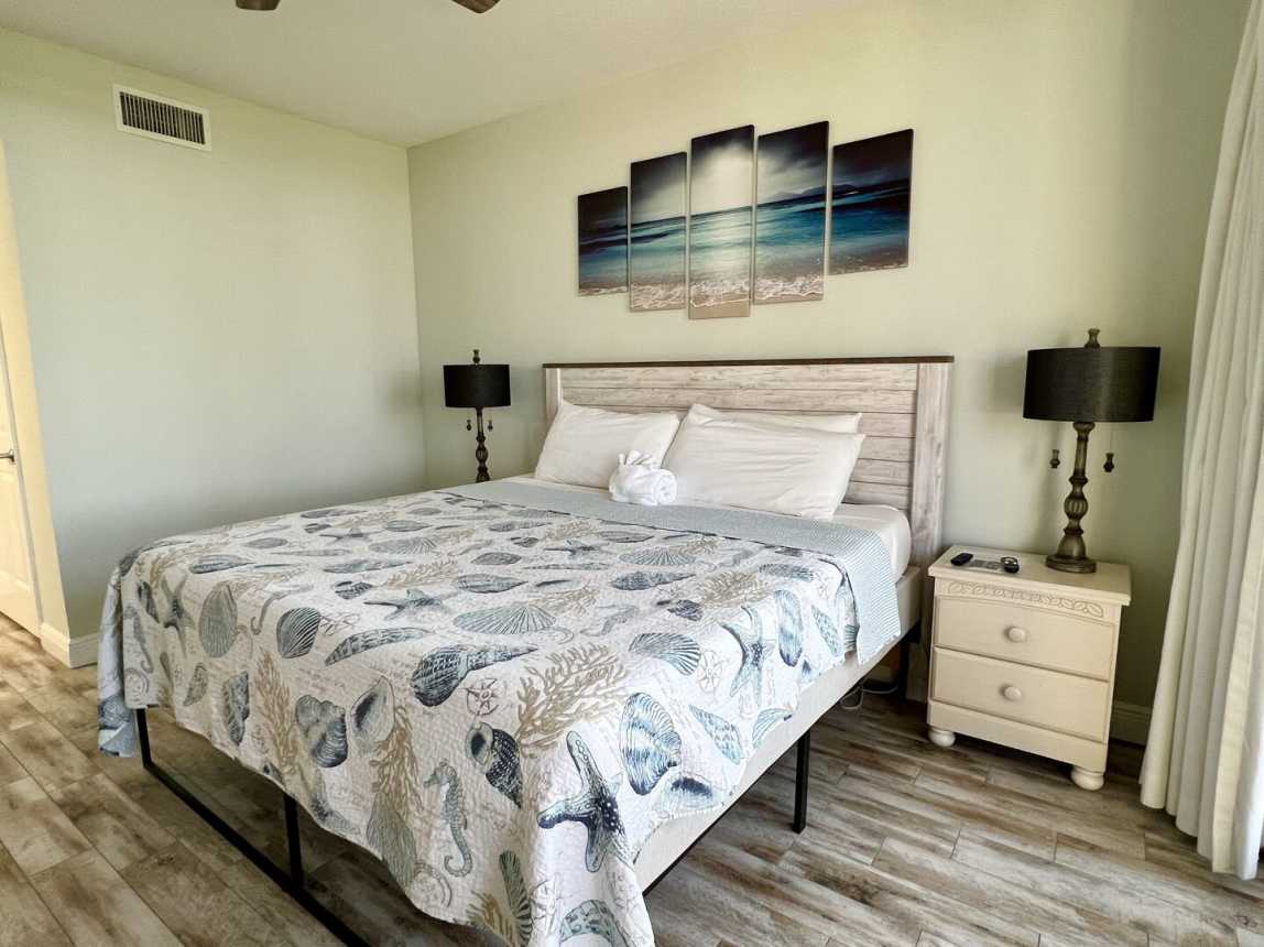 Waters Edge 104 - Seas the Day_20