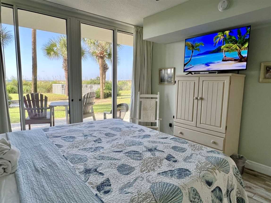 Waters Edge 104 - Seas the Day_1