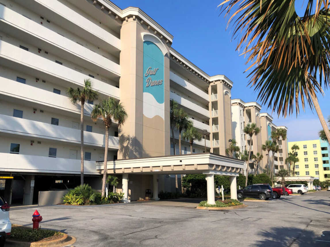 Gulf Dunes Resort Unit 117 Okaloosa Island Fort Walton Beach Vacation Condos by Sunset Resort Rentals (2)