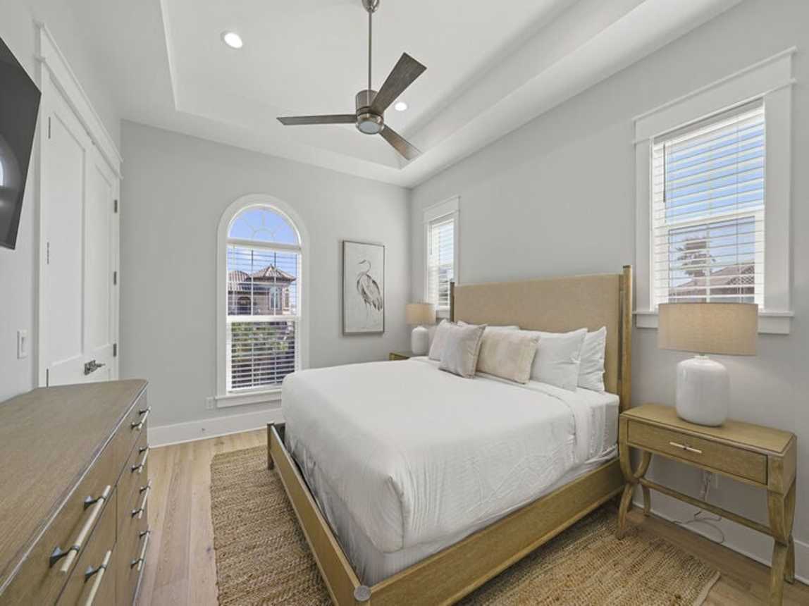 Hook, Wine, & Sinker - Luxury Event-Friendly Vacation Rental Beach House in Gated Community with Personal Elevator and Community Pool / Spa Tub -  Bliss Beach Rentals