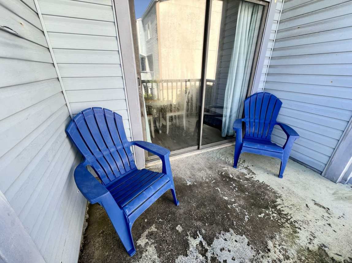 Commodore`s 203 - Gone Sailing 203_13