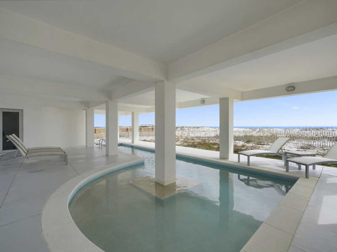 The White House of Holiday Isle - Gulf Front Luxury Pet-Friendly Vacation Rental Beach House with Private Pool, Elevator, and Personal Beach Access in Destin, Florida - Five Star Properties Destin/30A