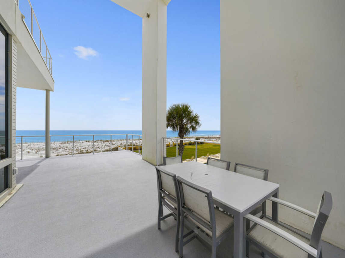 The White House of Holiday Isle - Gulf Front Luxury Pet-Friendly Vacation Rental Beach House with Private Pool, Elevator, and Personal Beach Access in Destin, Florida - Five Star Properties Destin/30A