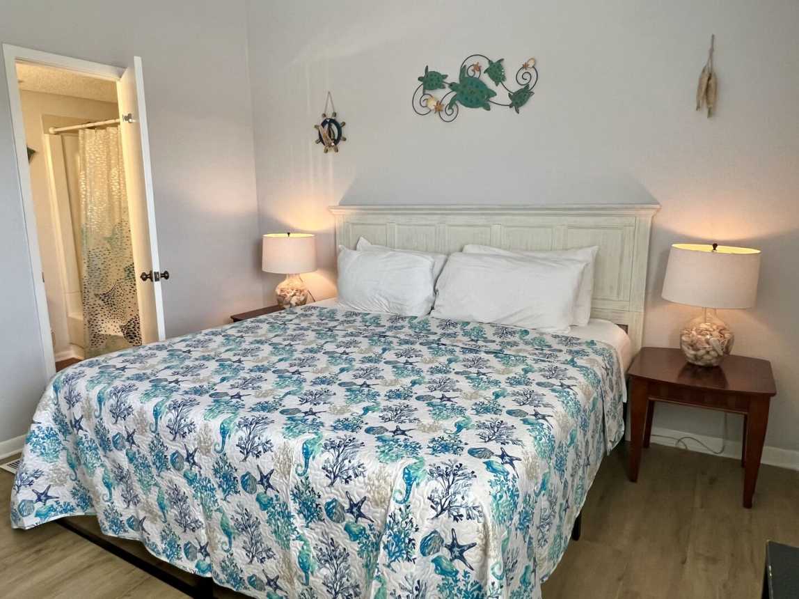 Commodore`s 203 - Gone Sailing 203_19