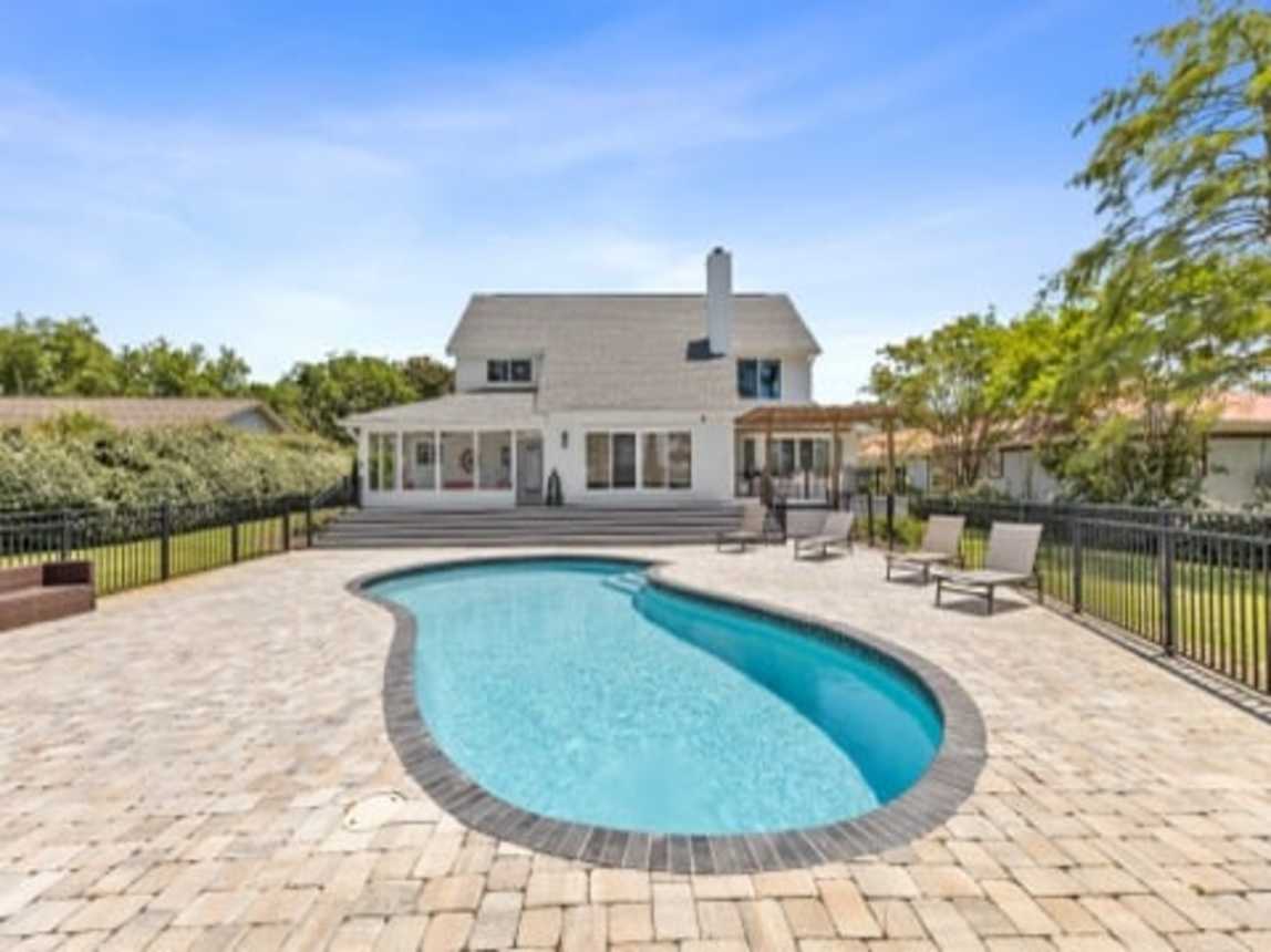 Parrish Point 472 - Petey's Place_1