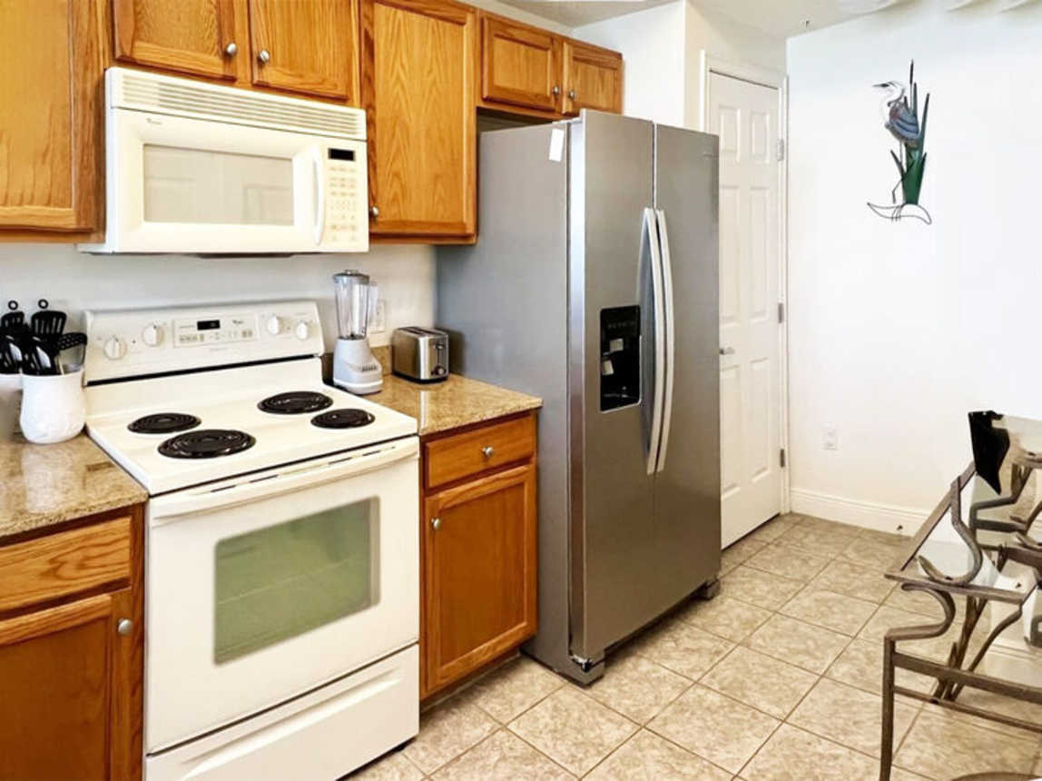 Kitchen - Waters Edge Resort Unit 510 Okaloosa Island Fort Walton Beach Vacation Rentals