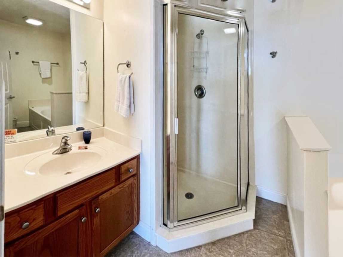 Master Bathroom - Waters Edge Resort Unit 510 Okaloosa Island Fort Walton Beach Vacation Rentals