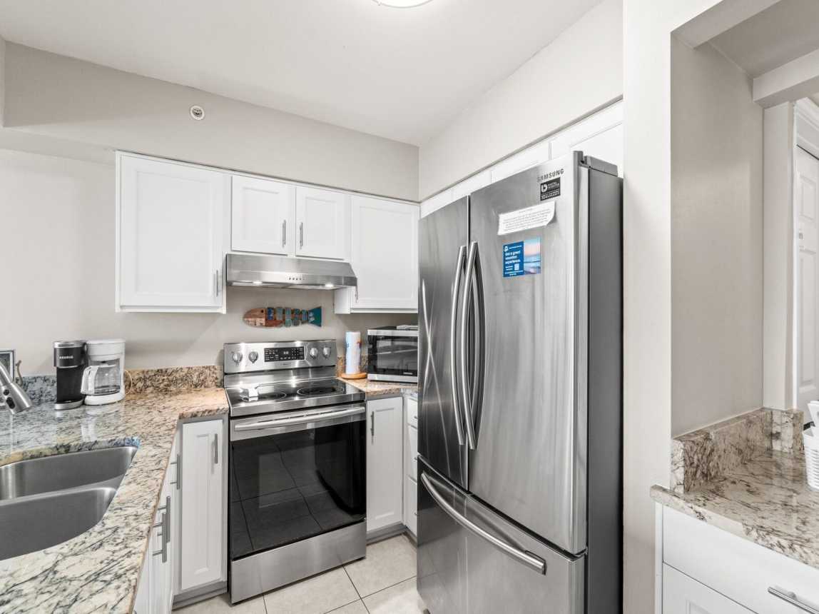 Fully upgraded and equipped kitchen