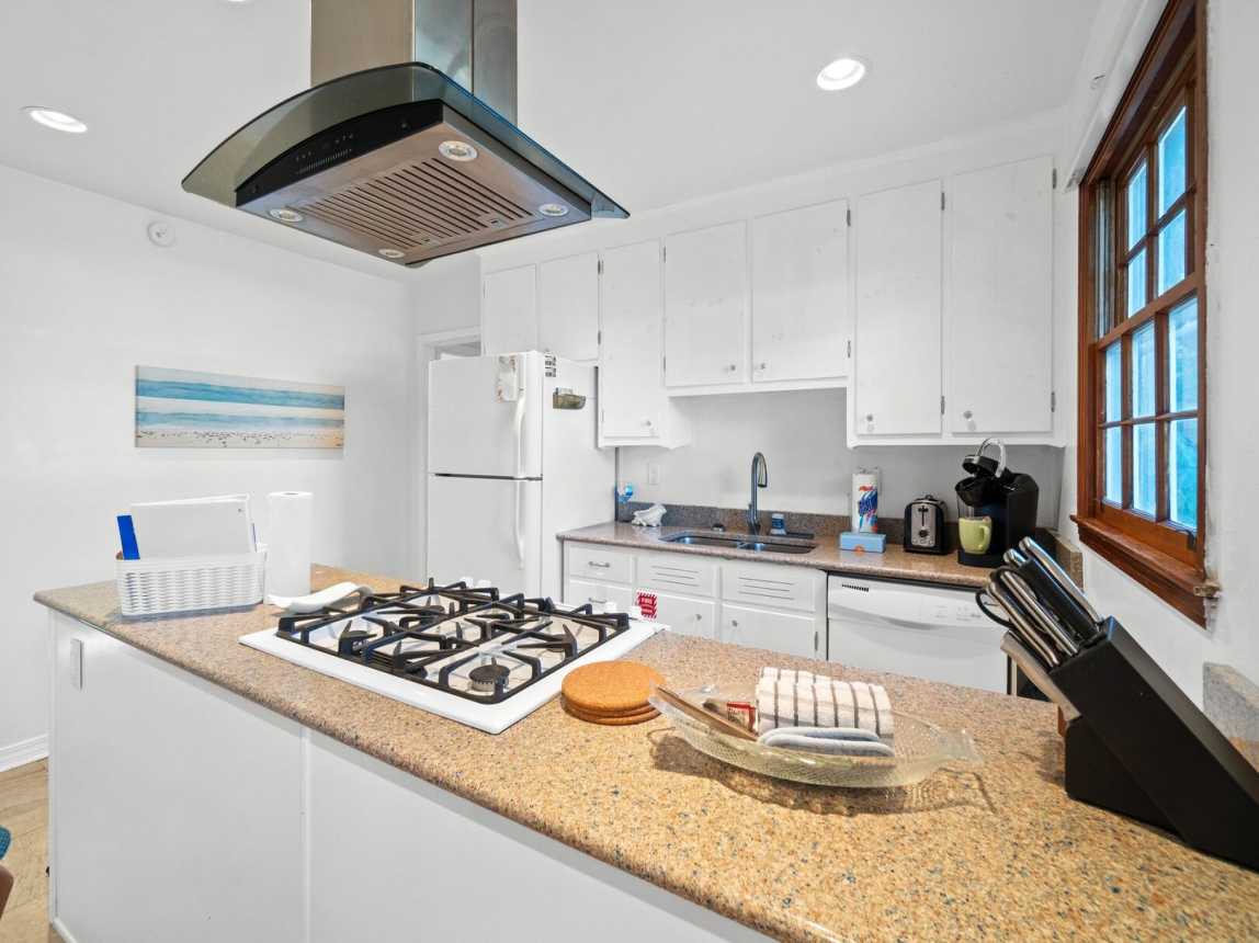 Little Beach House_15