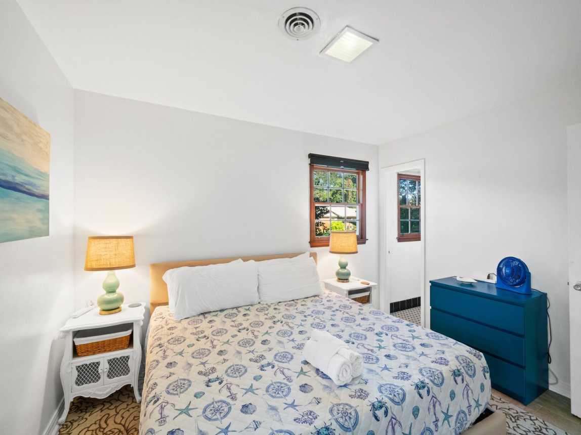 Little Beach House_21