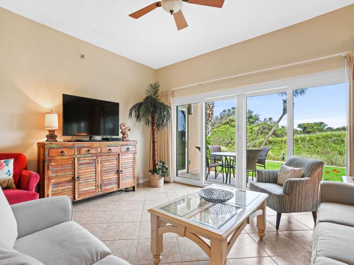 Large flat screen with WIFI and cable access. Sliding patio door to patio.