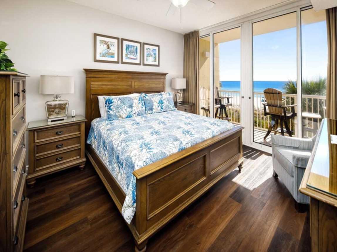 Master Bedroom - Waters Edge Resort Unit 304 Okaloosa Island Fort Walton Beach Vacation Rentals by Sunset Resort Rentals