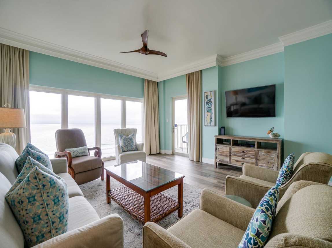 Plenty of seating for both comfort and views. Easy access to the private balcony where you can breathe in the clean ocean air. Flat screen tv with cable and wifi for your indoor entertainment.