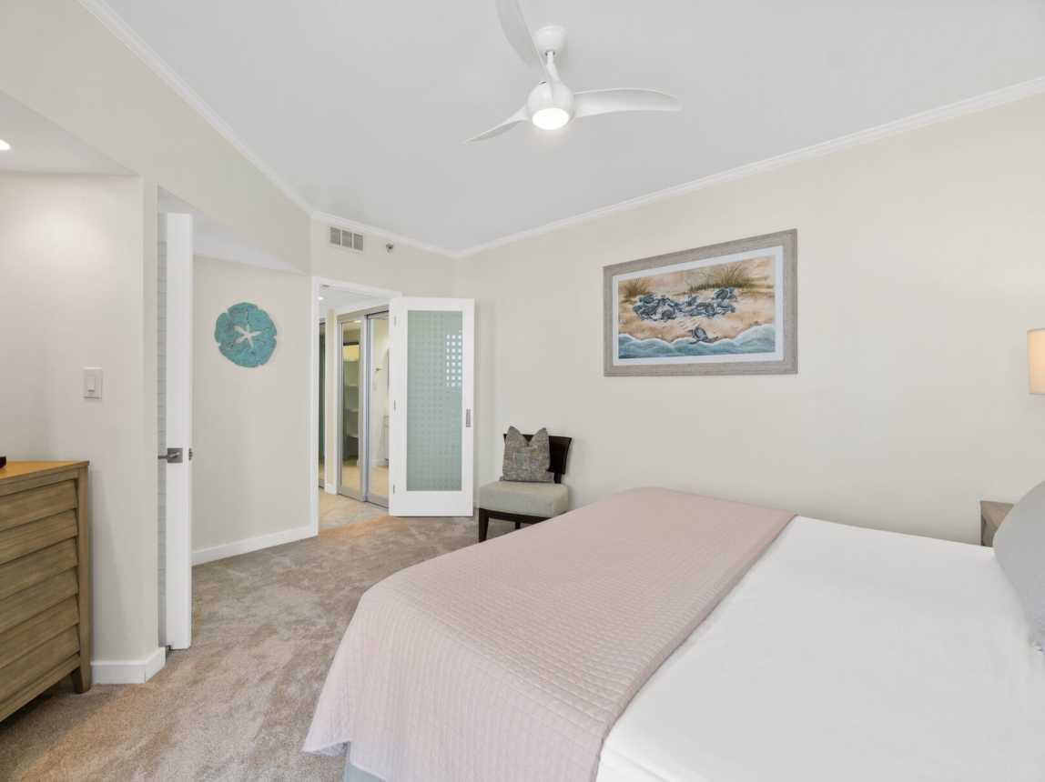 Beautiful and tasteful decor through out the master suite. Bathroom ensuite for your pleasure.