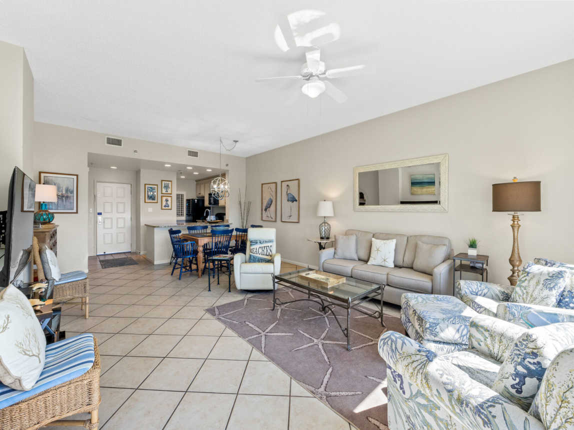 Large open area to enjoy after a day of beach activities land fun.