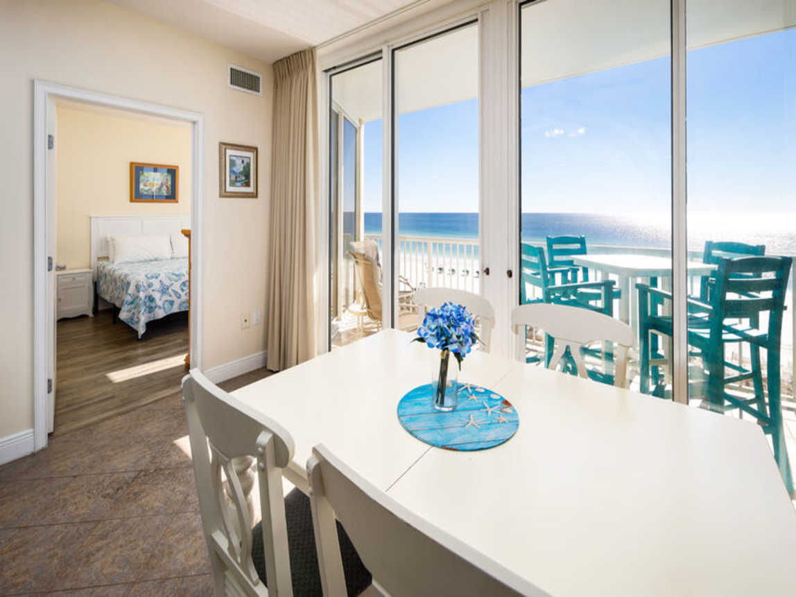 Dining Area - Waters Edge Resort Unit 510 Okaloosa Island Fort Walton Beach Vacation Rentals