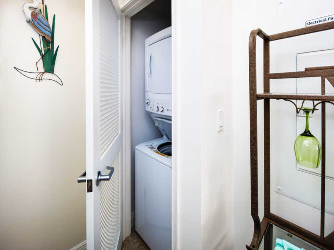 Laundry Center - Waters Edge Resort Unit 510 Okaloosa Island Fort Walton Beach Vacation Rentals