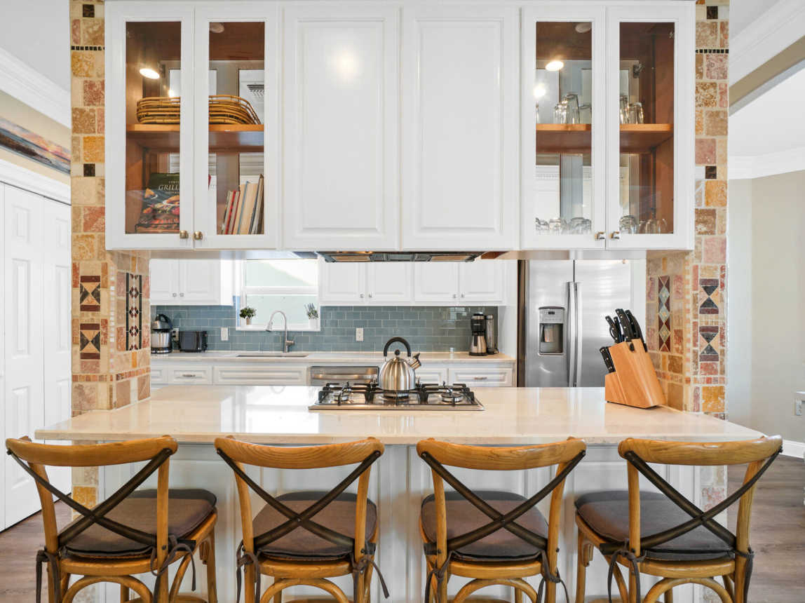 Breakfast bar with room for 4.