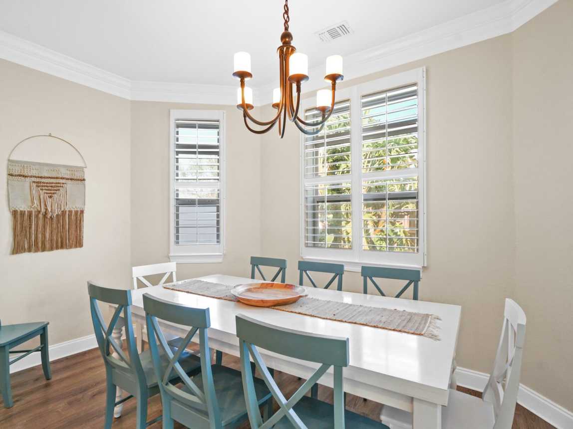 Table for 8 with a couple of extra chairs for bigger groups.