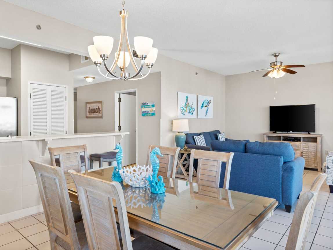 Enjoy your meals from the dining room which has a very open feel so you always are part of the activities.