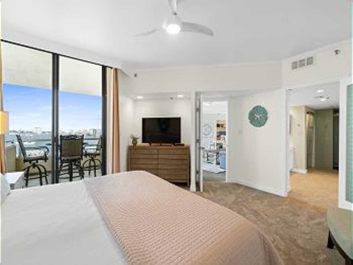 East Pass 404 - Paradise Point_21