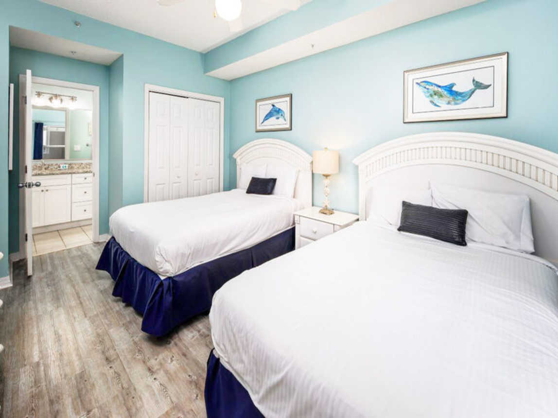 Guest Room - Gulf Dunes Resort Unit 616 / Okaloosa Island / Fort Walton Beach Vacation Rentals