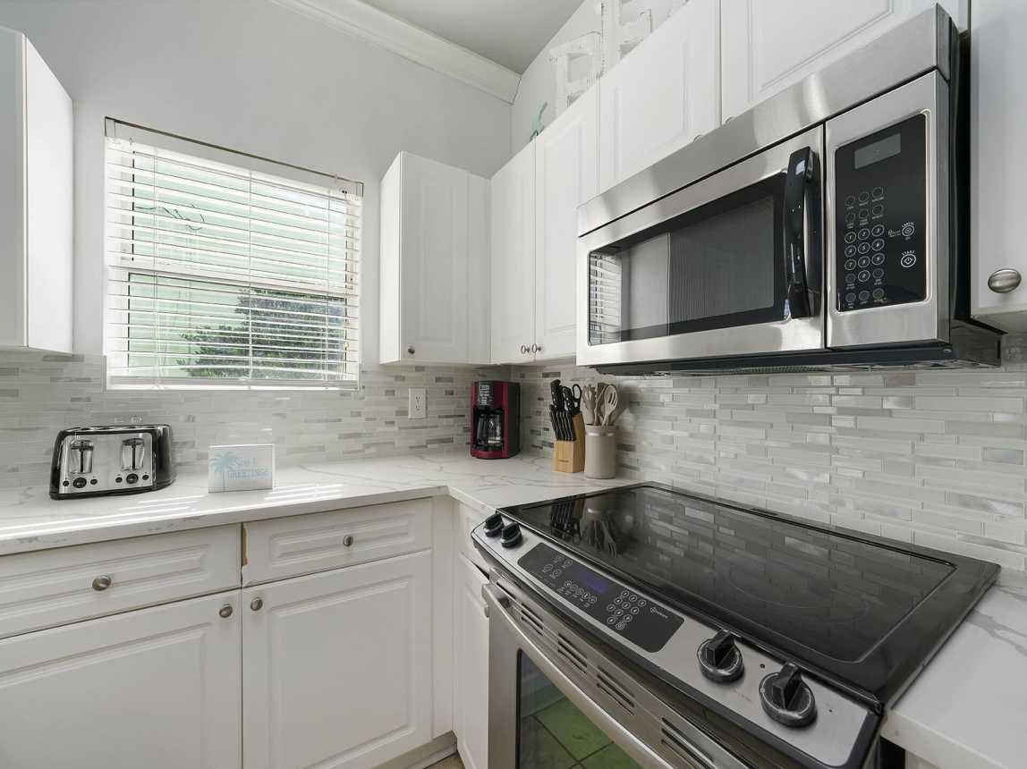 Destined to Be - Vacation Rental House with Private Pool and Carriage Near Beach in Destin, Florida - Five Star Properties Destin/30A