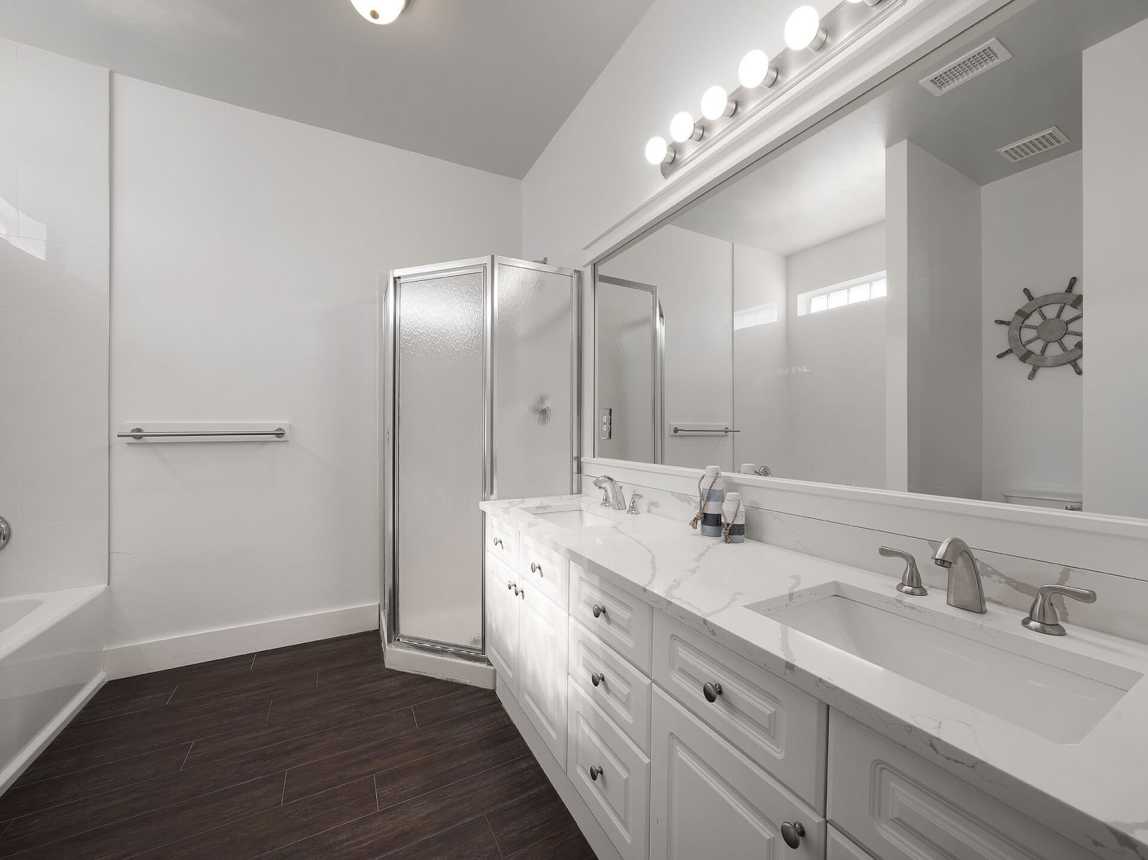 Destined to Be - Vacation Rental House with Private Pool and Carriage Near Beach in Destin, Florida - Five Star Properties Destin/30A