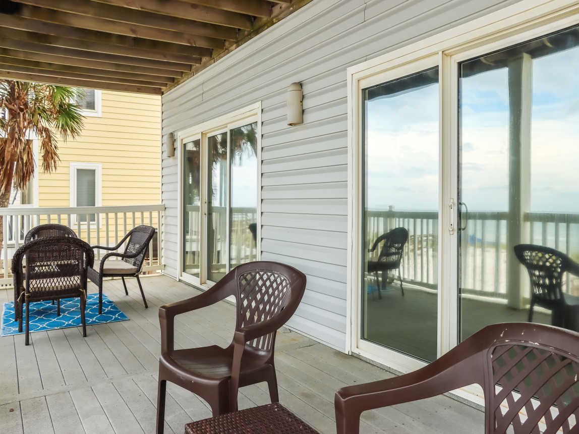 First Floor Beach Front Deck