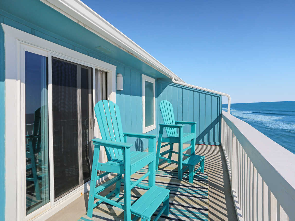 Bedroom 1 - Top Floor Gulf Front Deck