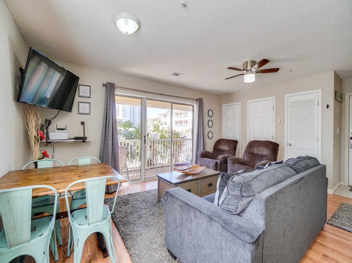 Flat screen tv with free cable and wifi with plenty of seating for everyone to relax and enjoy after a fun filled day of activities.