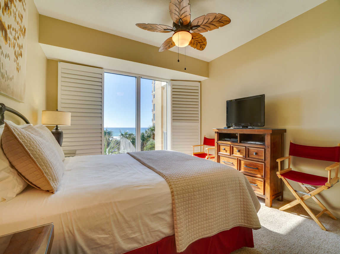 Guest room has dresser and TV stand with flat screen, cable and WIFI.