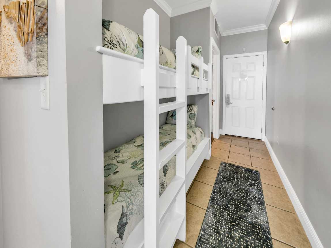 Hallway Bunks 1 Part 1