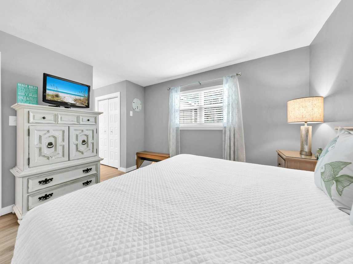 Master Bedroom 1 Part 2