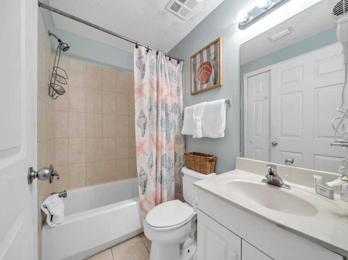 Master Bathroom 1 Part 1