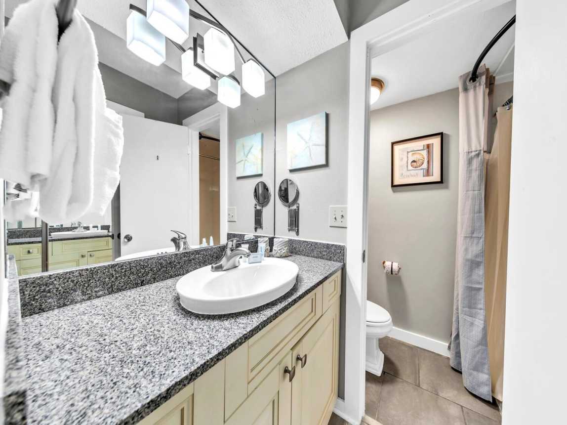 Master Bathroom 1 Part 1