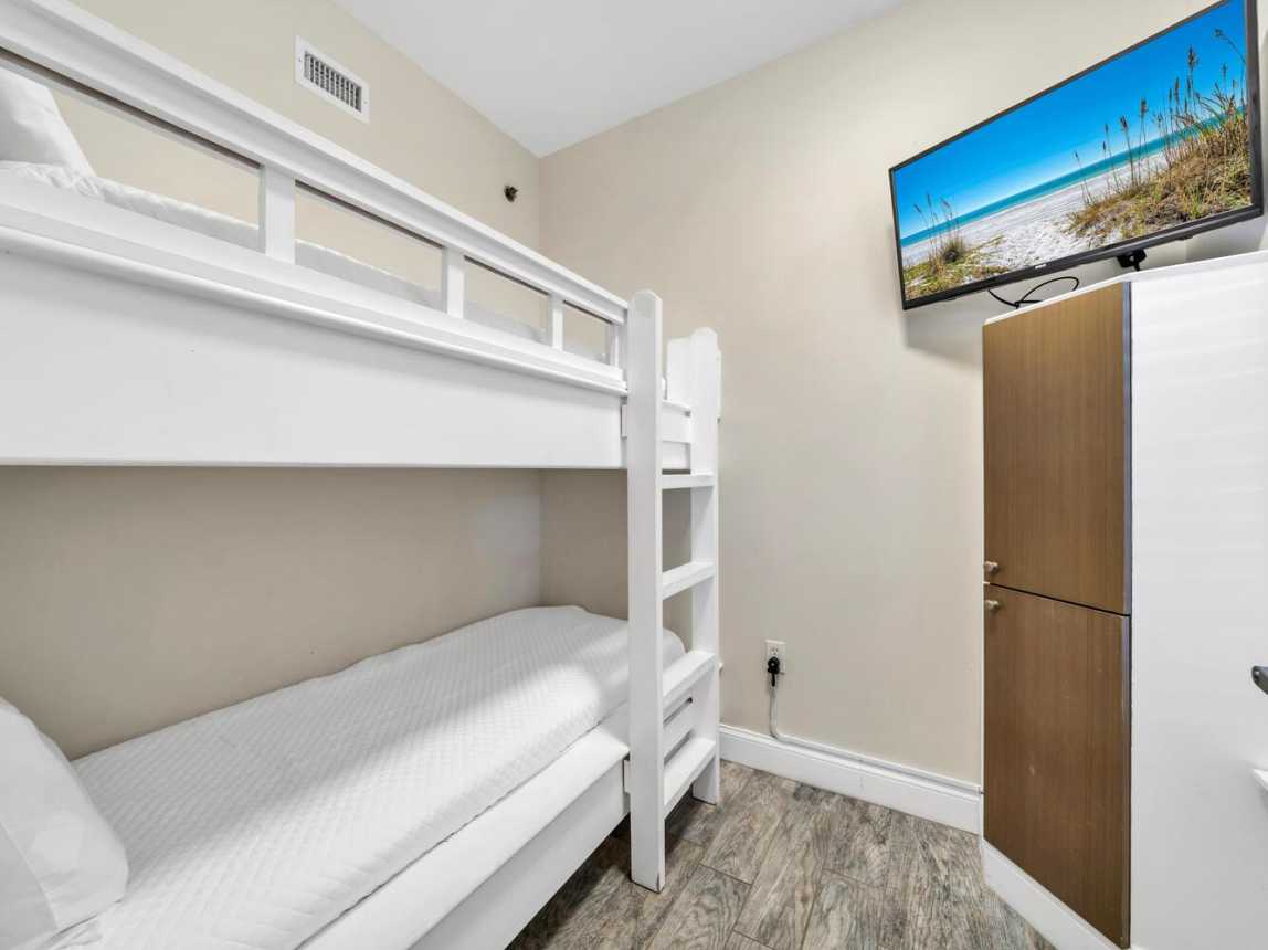 Bonus Bunk Room 1 Part 1