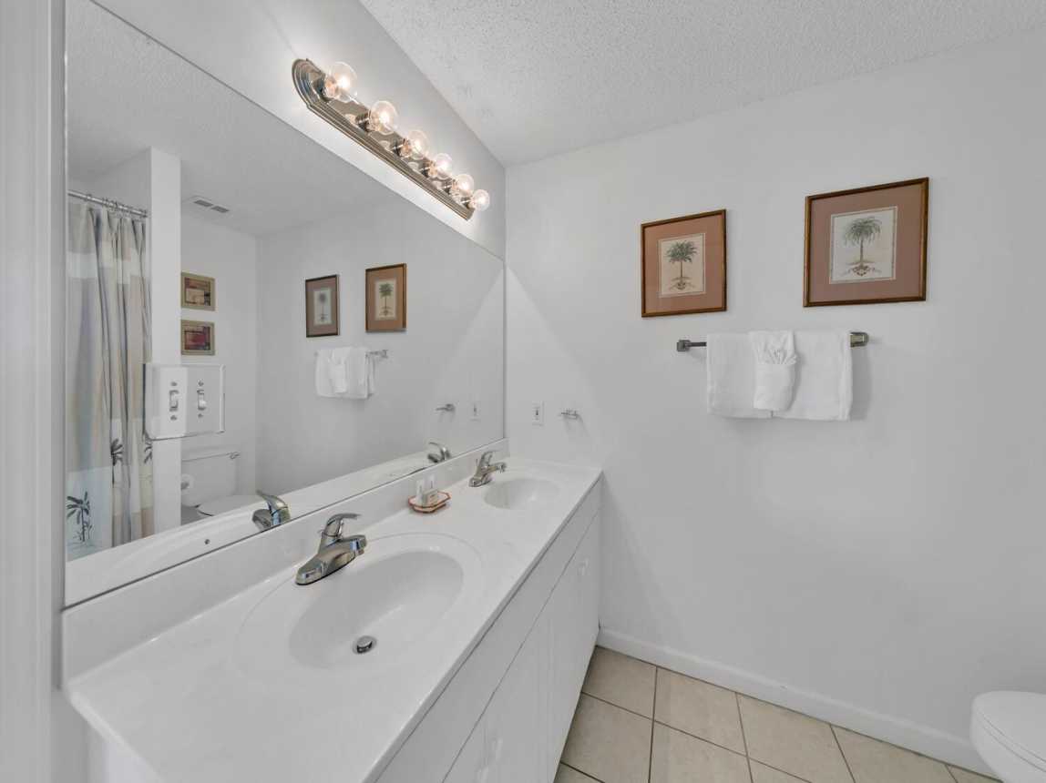 Master Bathroom 1 Part 1