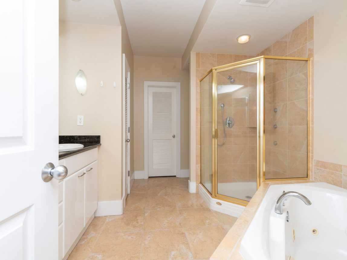 Caribe Resort C1201 Master Bath