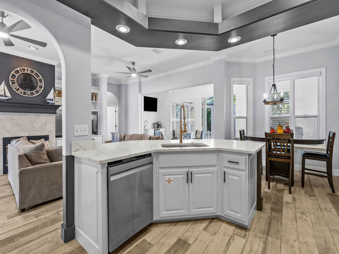 Sunce of Destiny - Destiny West Vacation Rental House with Private Hot Tub, Golf Cart and Community Pool, Near Beach in Destin, Florida - Bliss Beach Rentals