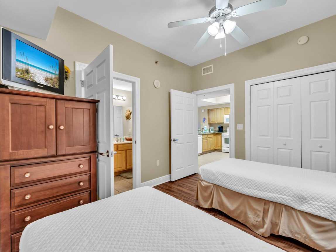 Guest Bedroom 1 Part 2