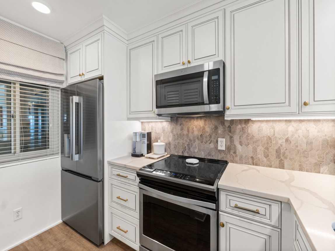 Cook with ease in our fully equipped kitchen, stocked with everything you need! -