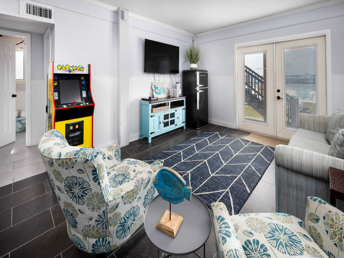 First floor guest suite with gaming and TV