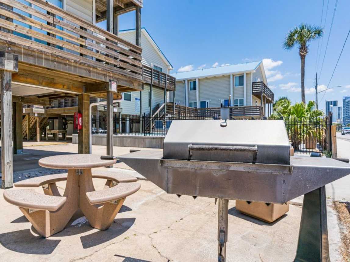 6 GV BBQ-PICNIC AREA