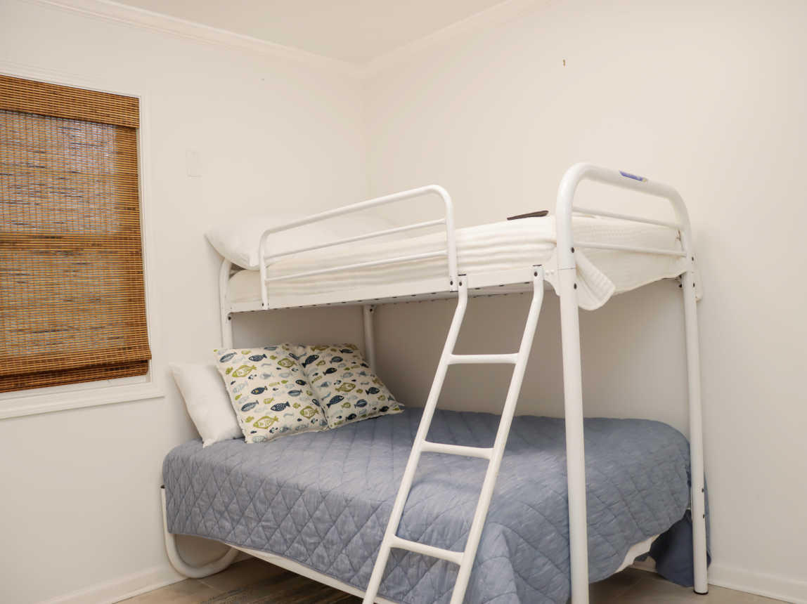 Bedroom 1 - Bunk Beds with Queen on the Bottom